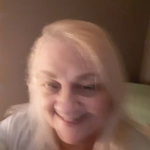 Meet your Posher, Carol